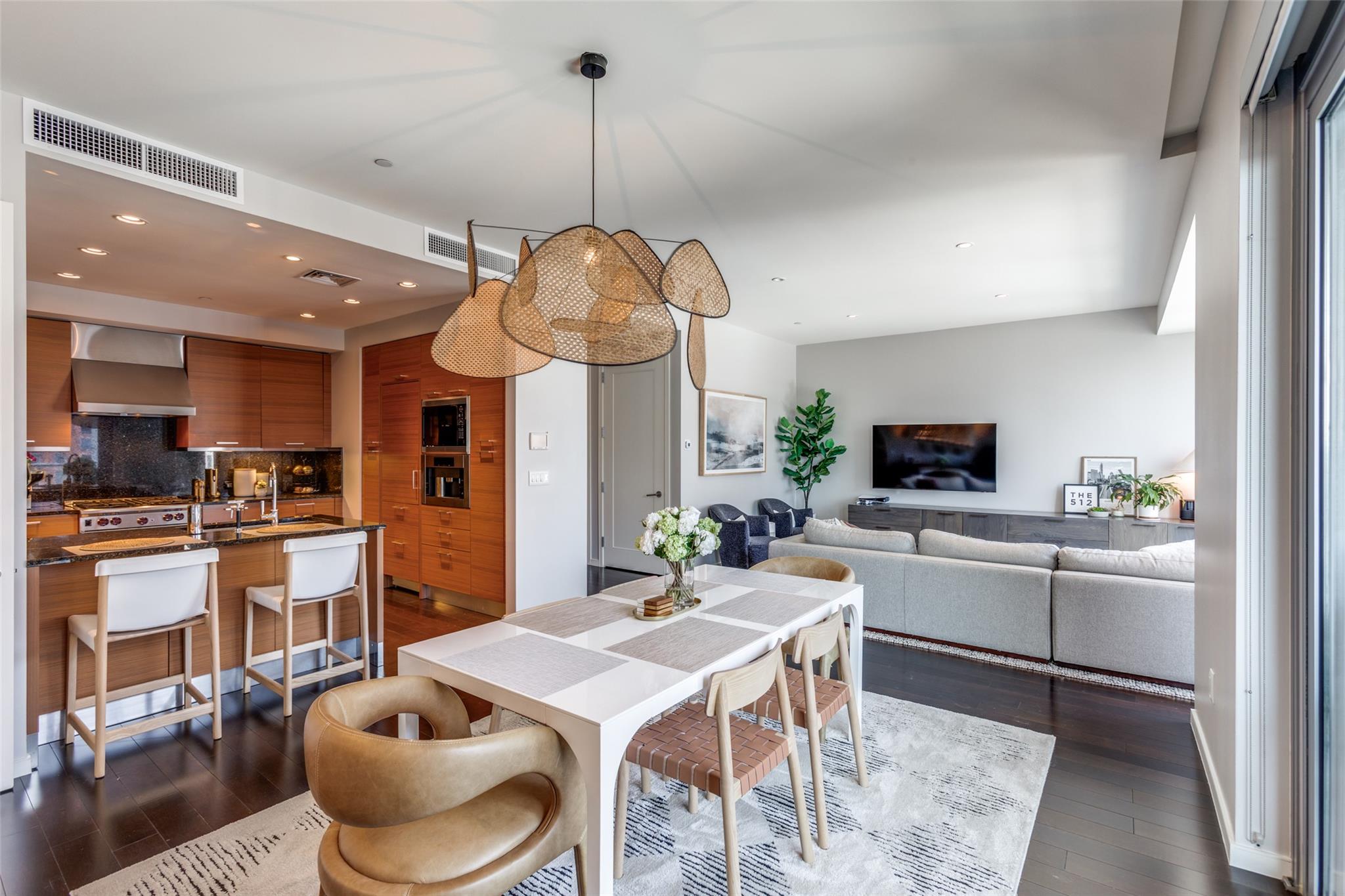 200 Congress Ave # 23B, Austin, TX 78701