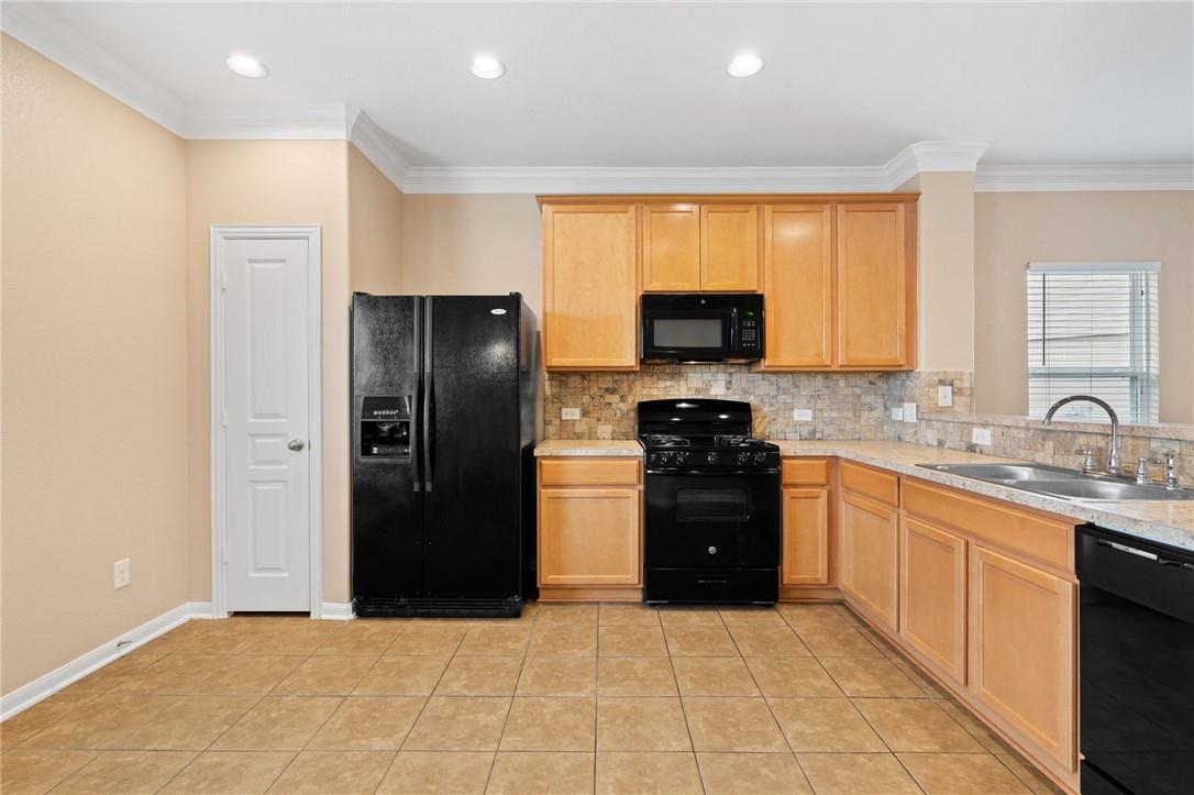 149 Exeter Cv, Kyle, TX 78640