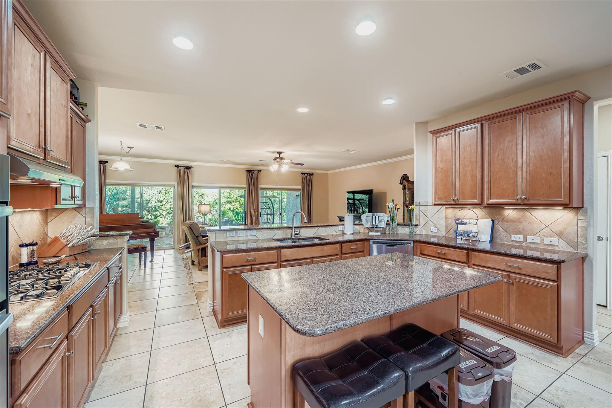 304 Pipe Creek Ln, Georgetown, TX 78633