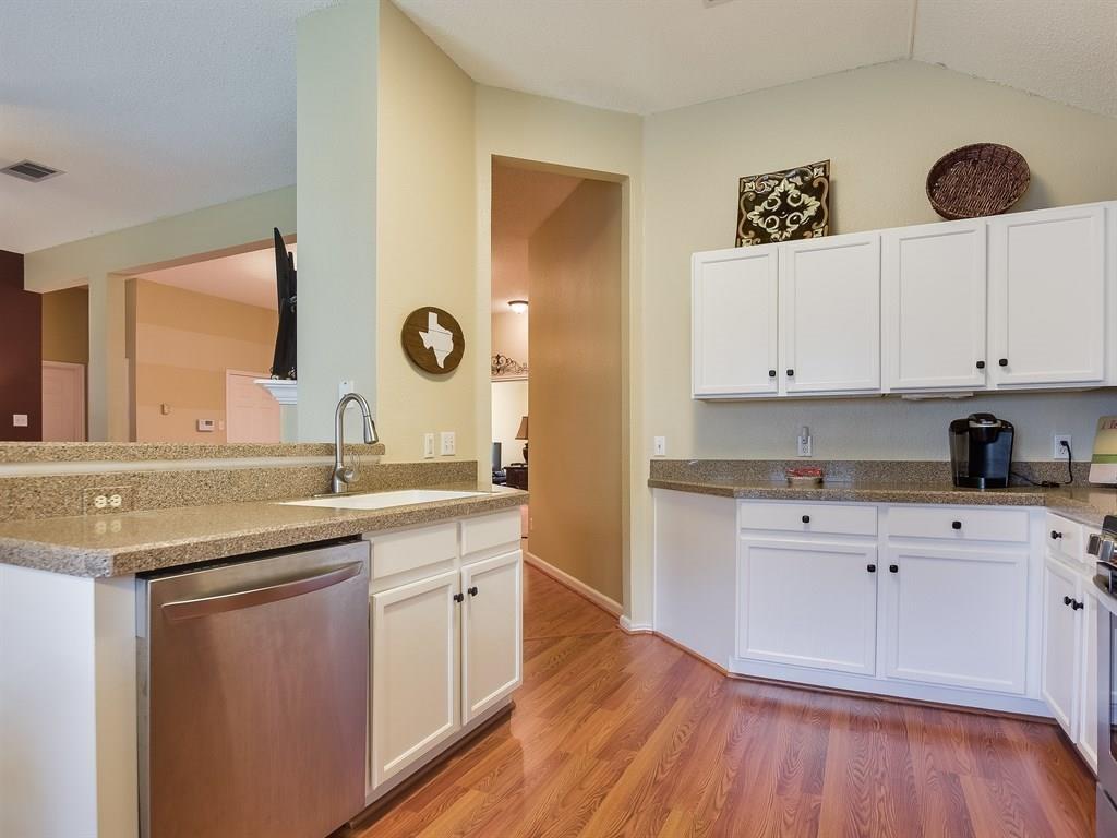 1016 Mohican St, Round Rock, TX 78665