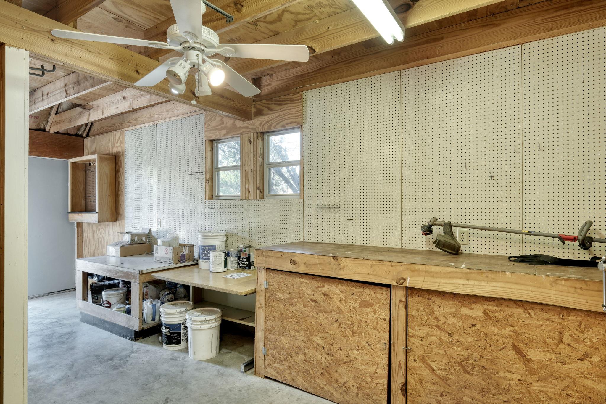 21405 Cherry Hollow Cv, Leander, TX 78641