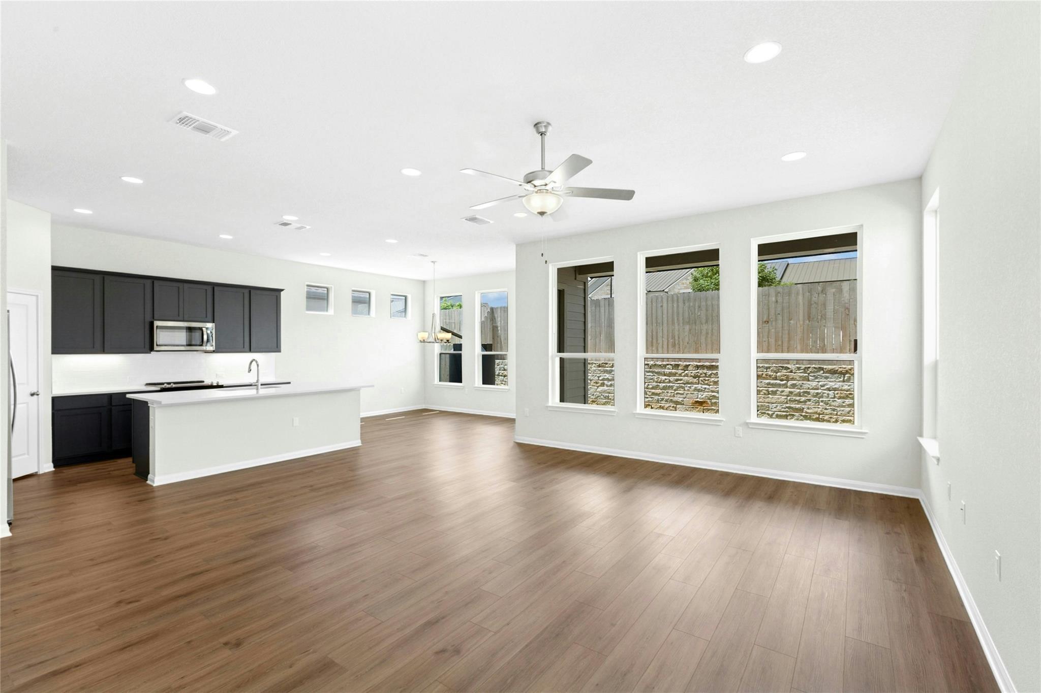 320 Creek Dr # 302, Dripping Springs, TX 78620