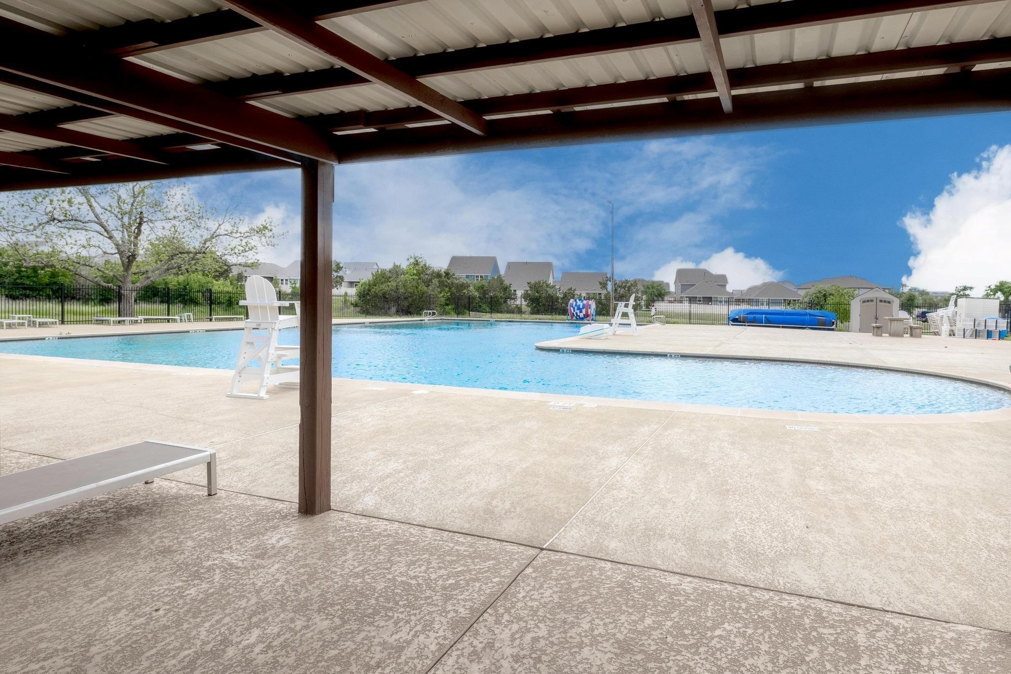 320 Creek Dr # 302, Dripping Springs, TX 78620