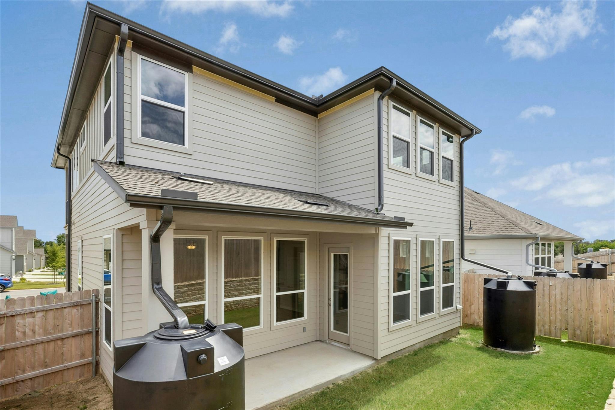 320 Creek Dr # 302, Dripping Springs, TX 78620