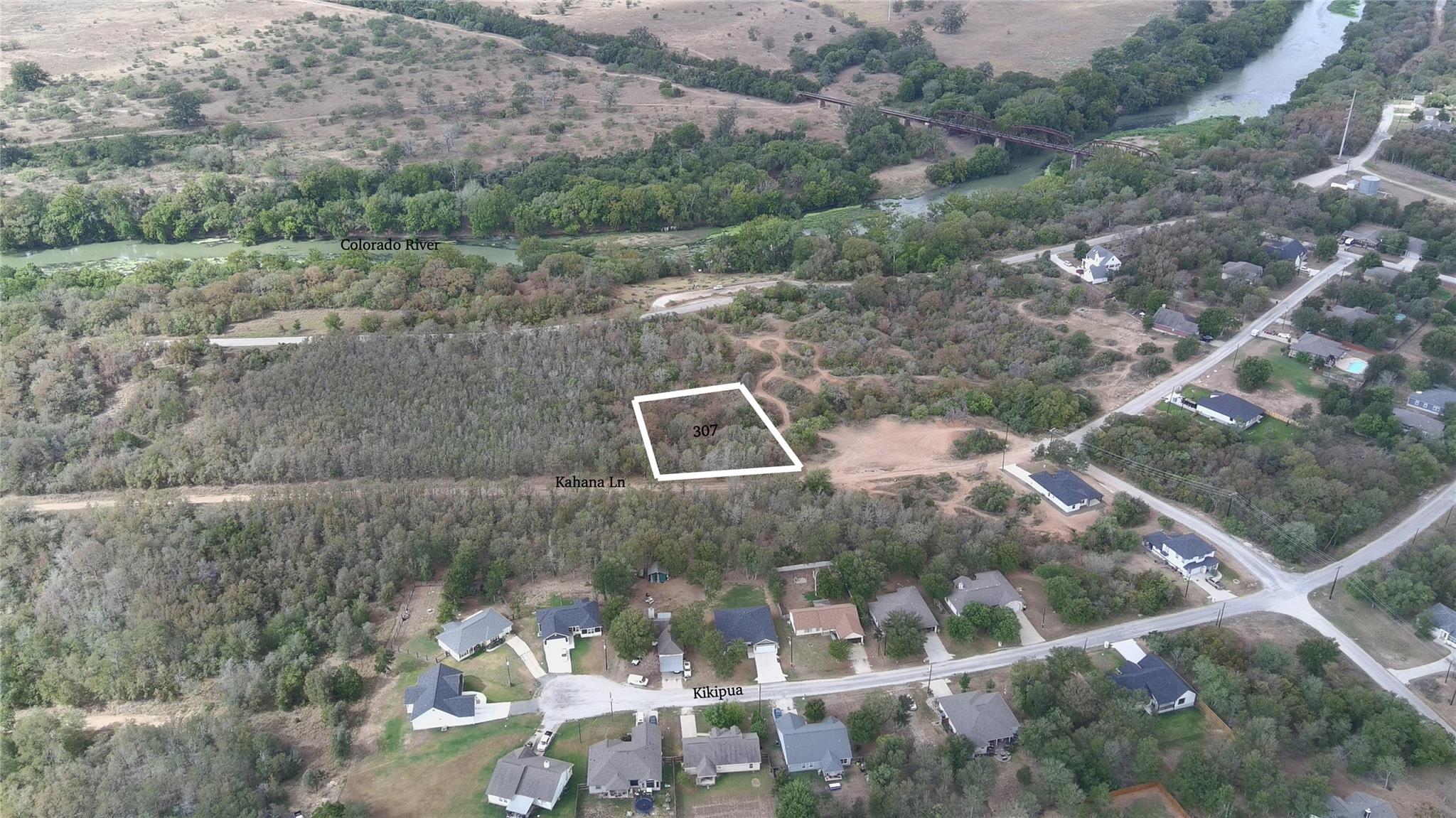 307 Kahana Ln, Bastrop, TX 78602