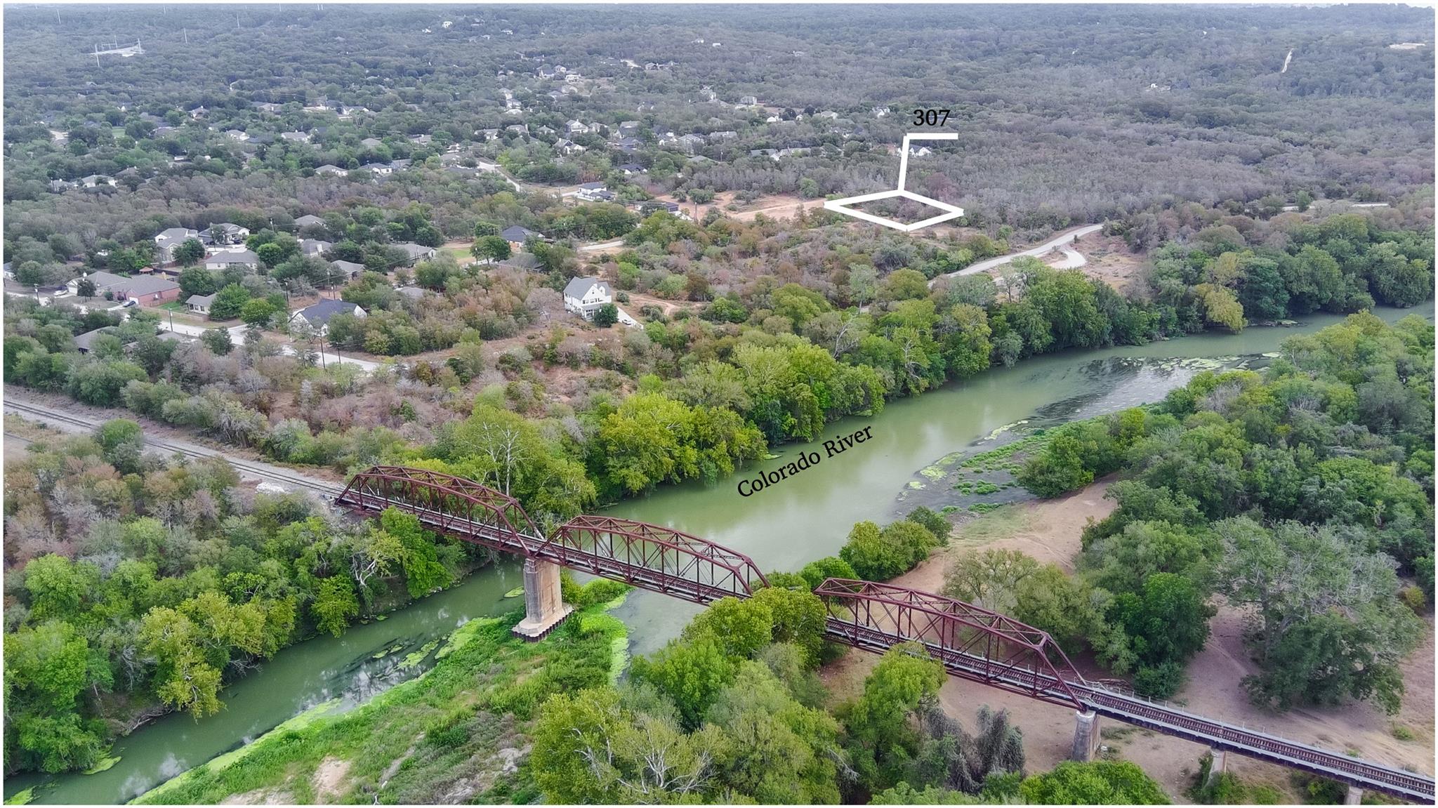 307 Kahana Ln, Bastrop, TX 78602