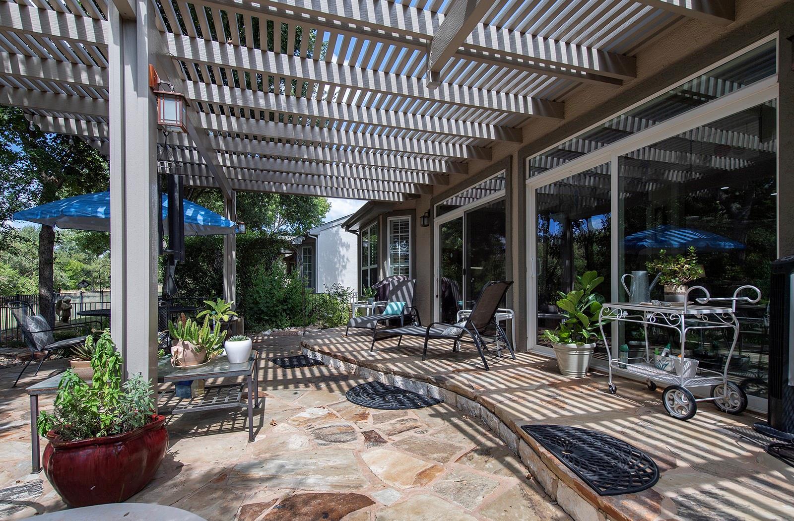 627 Armstrong Dr, Georgetown, TX 78633