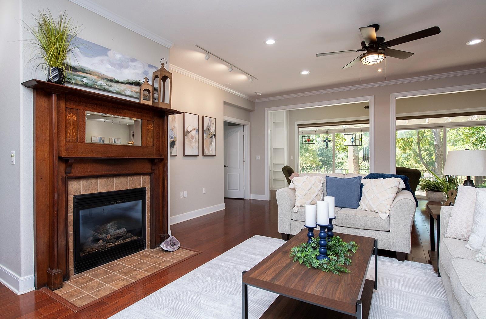 627 Armstrong Dr, Georgetown, TX 78633