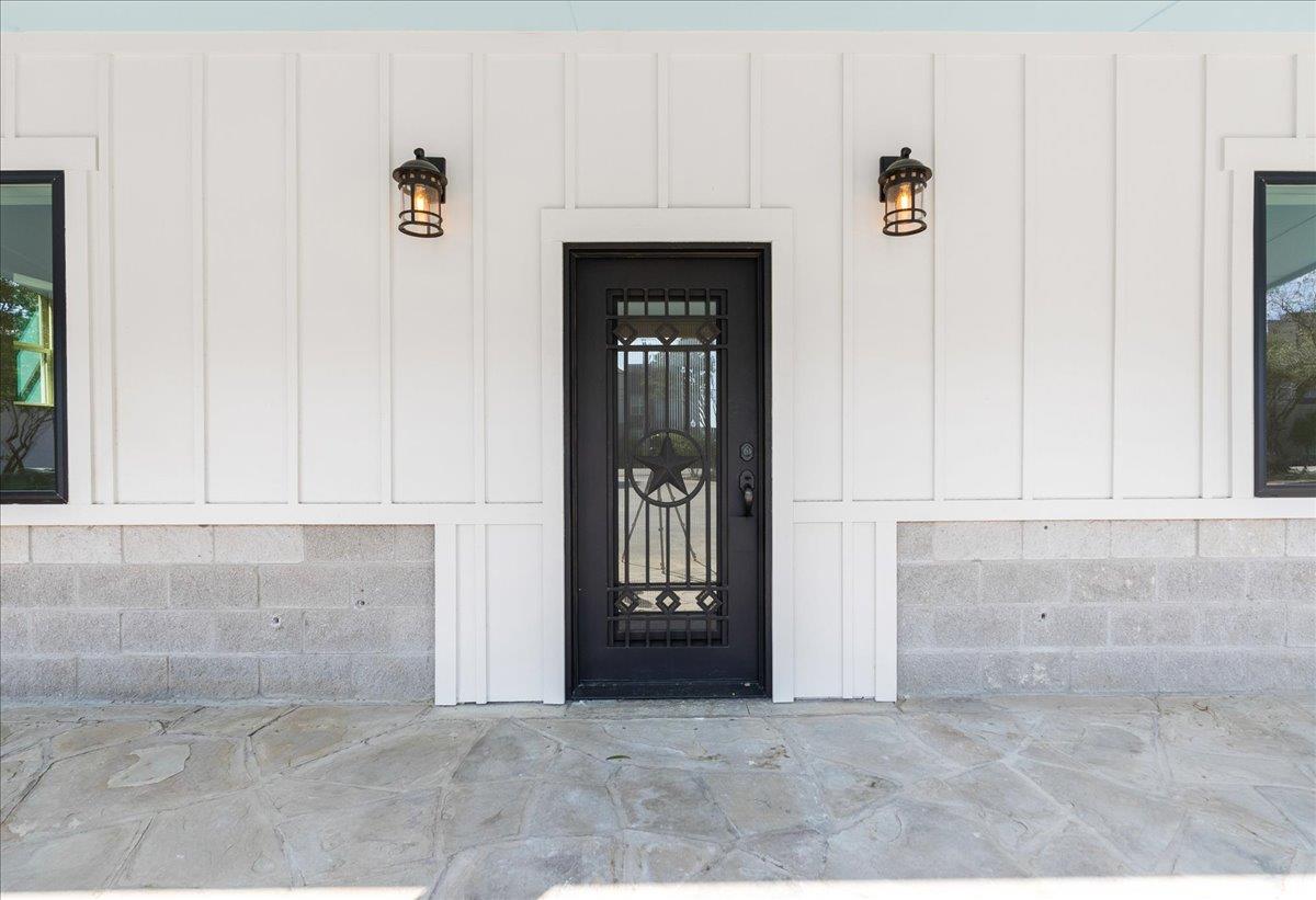 813 Straus Rd, Cedar Hill, TX 75104