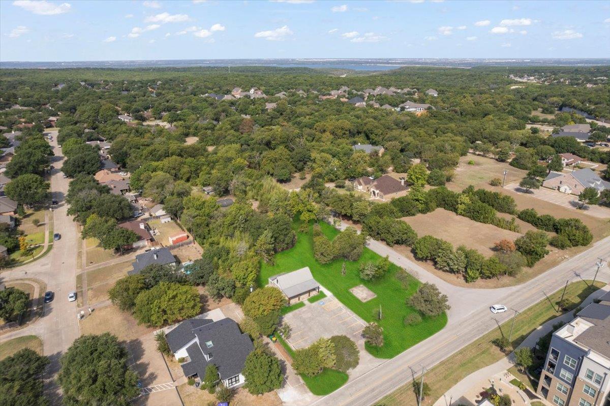 813 Straus Rd, Cedar Hill, TX 75104