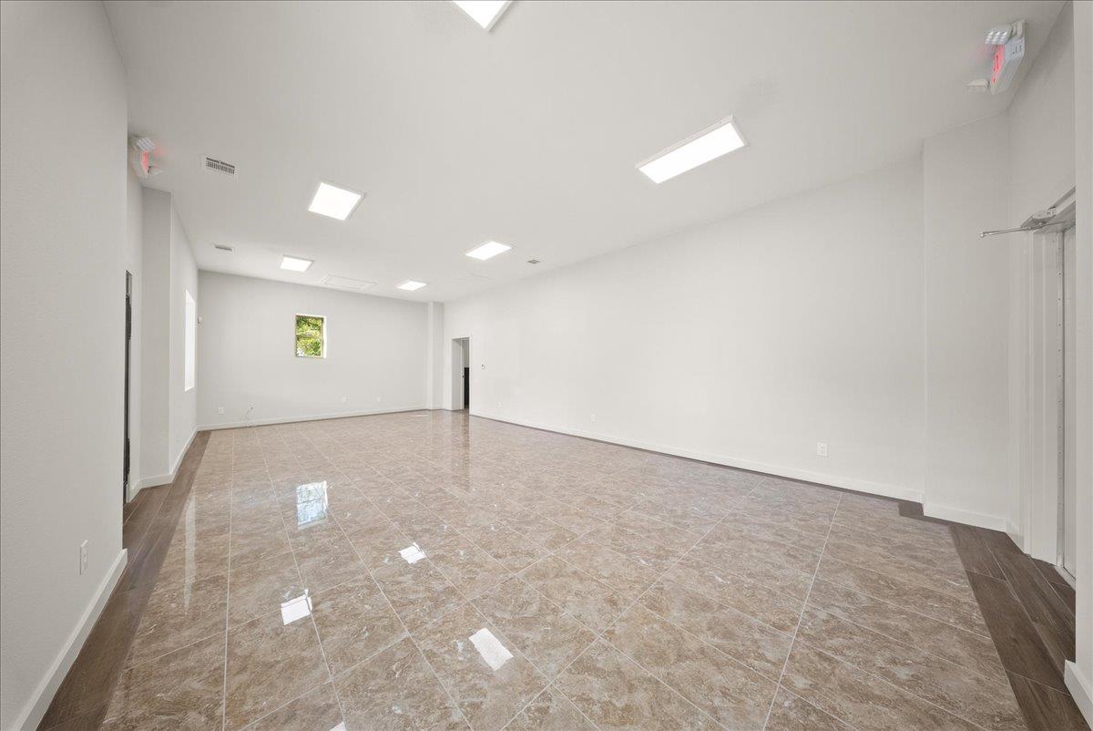 813 Straus Rd, Cedar Hill, TX 75104