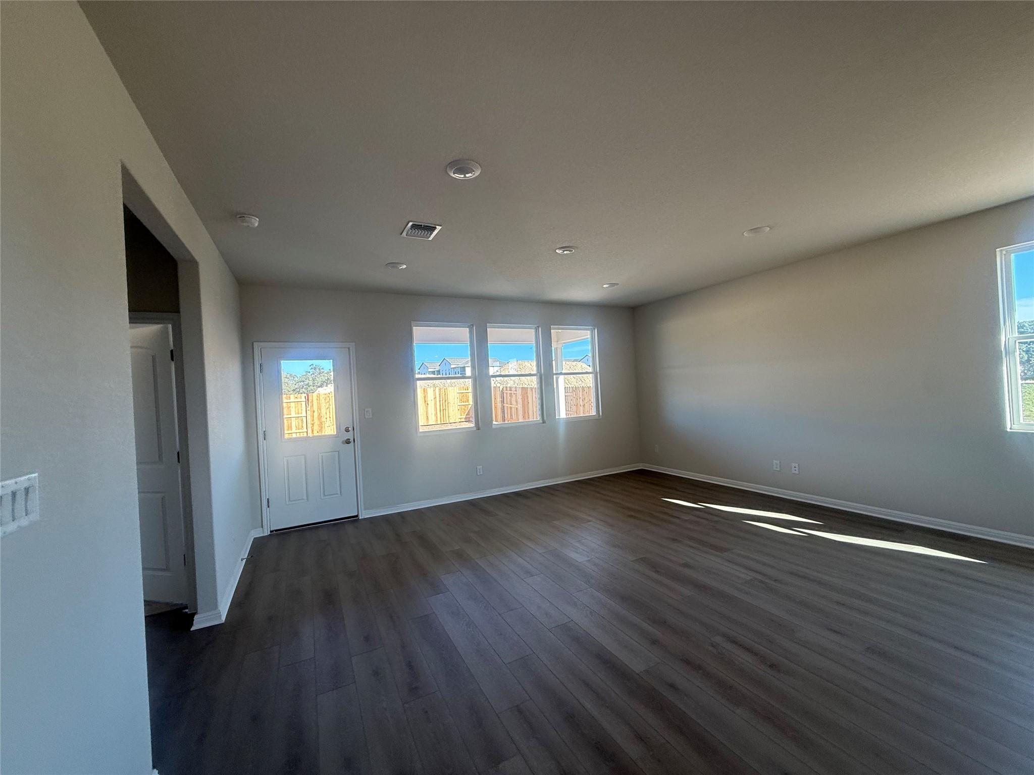 1037 Sienna Bear Rd, Georgetown, TX 78633