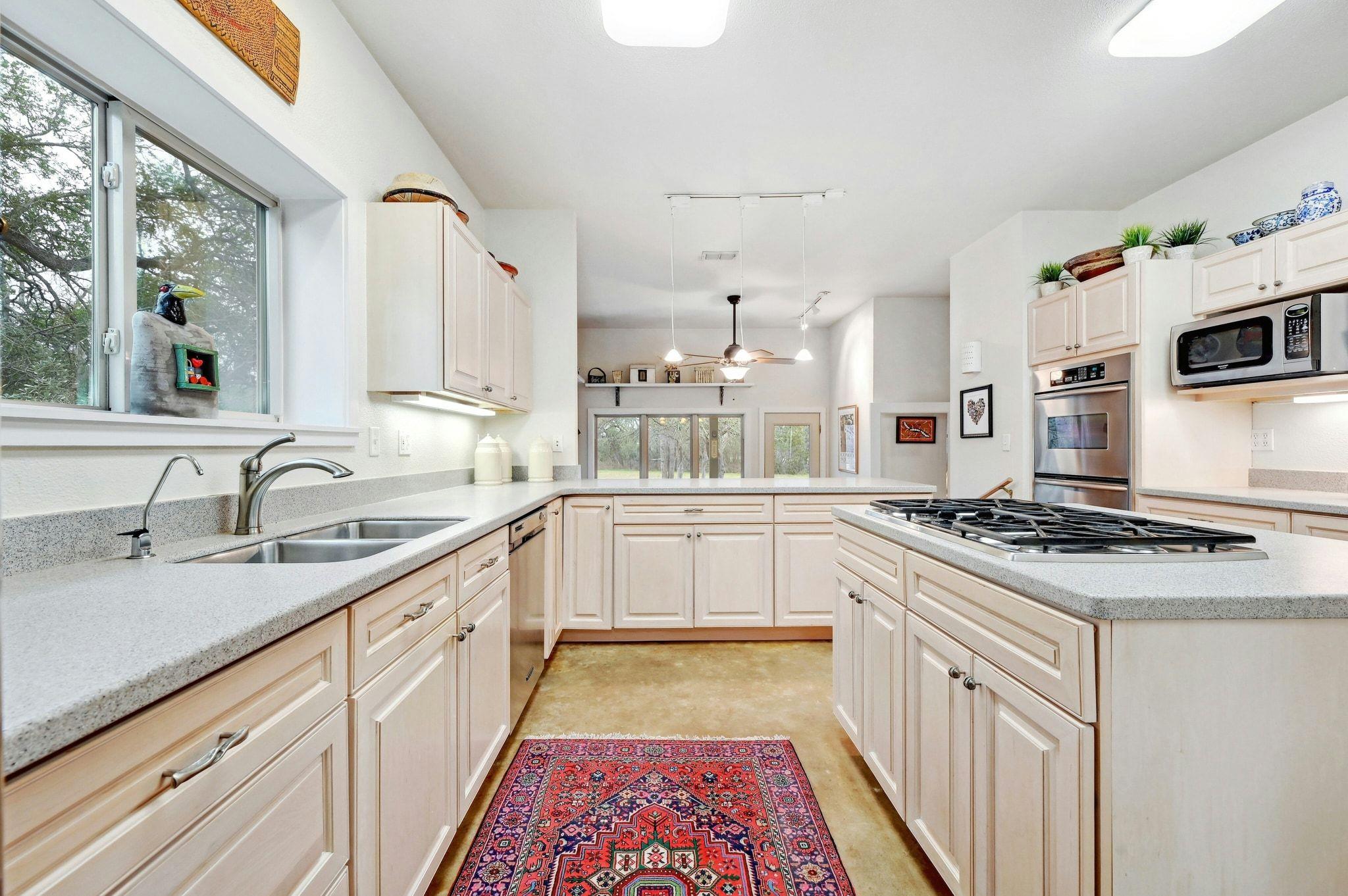 2147 TEJAS TRAIL, Blanco, TX 78606