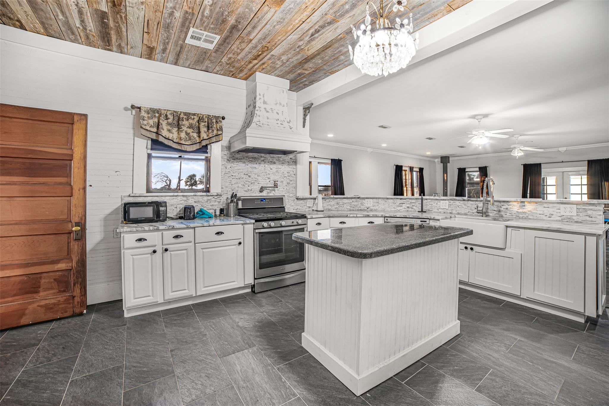 17221 Steger Ln, Pflugerville, TX 78660