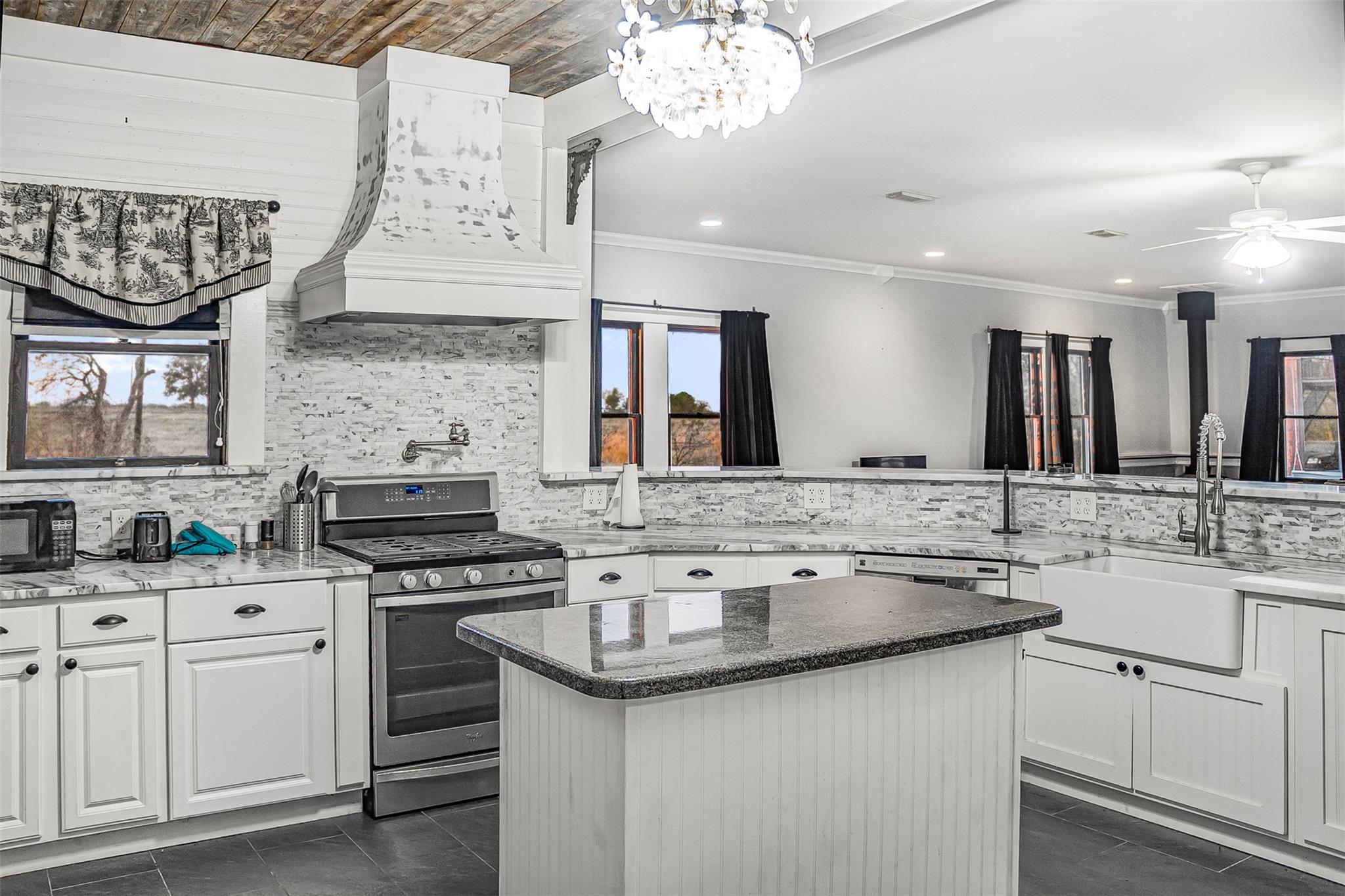 17221 Steger Ln, Pflugerville, TX 78660