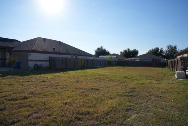 415 Gettysburg Loop, Elgin, TX 78621