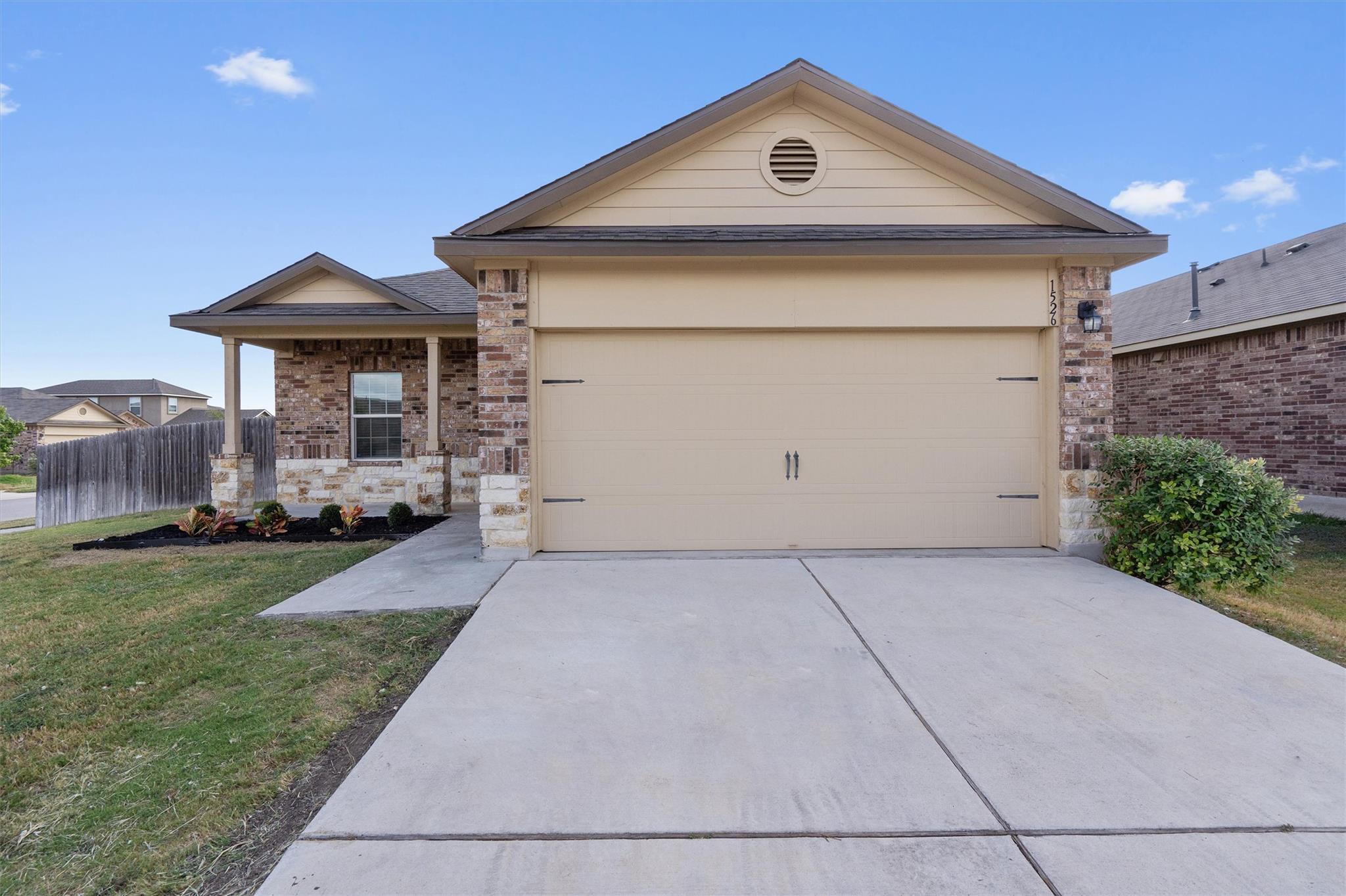 1526 Autumn Sage Way, Round Rock, TX 78664