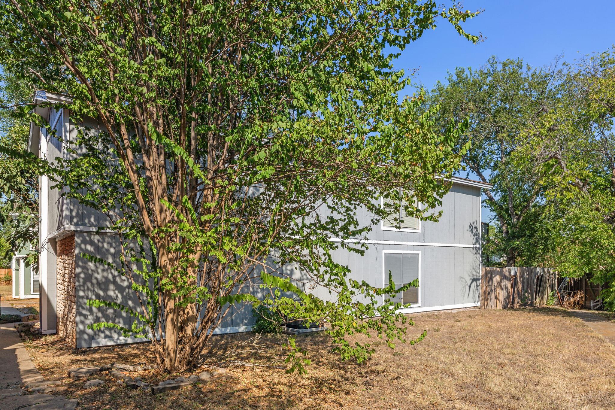 4813 Yucca Hill Dr, Austin, TX 78744