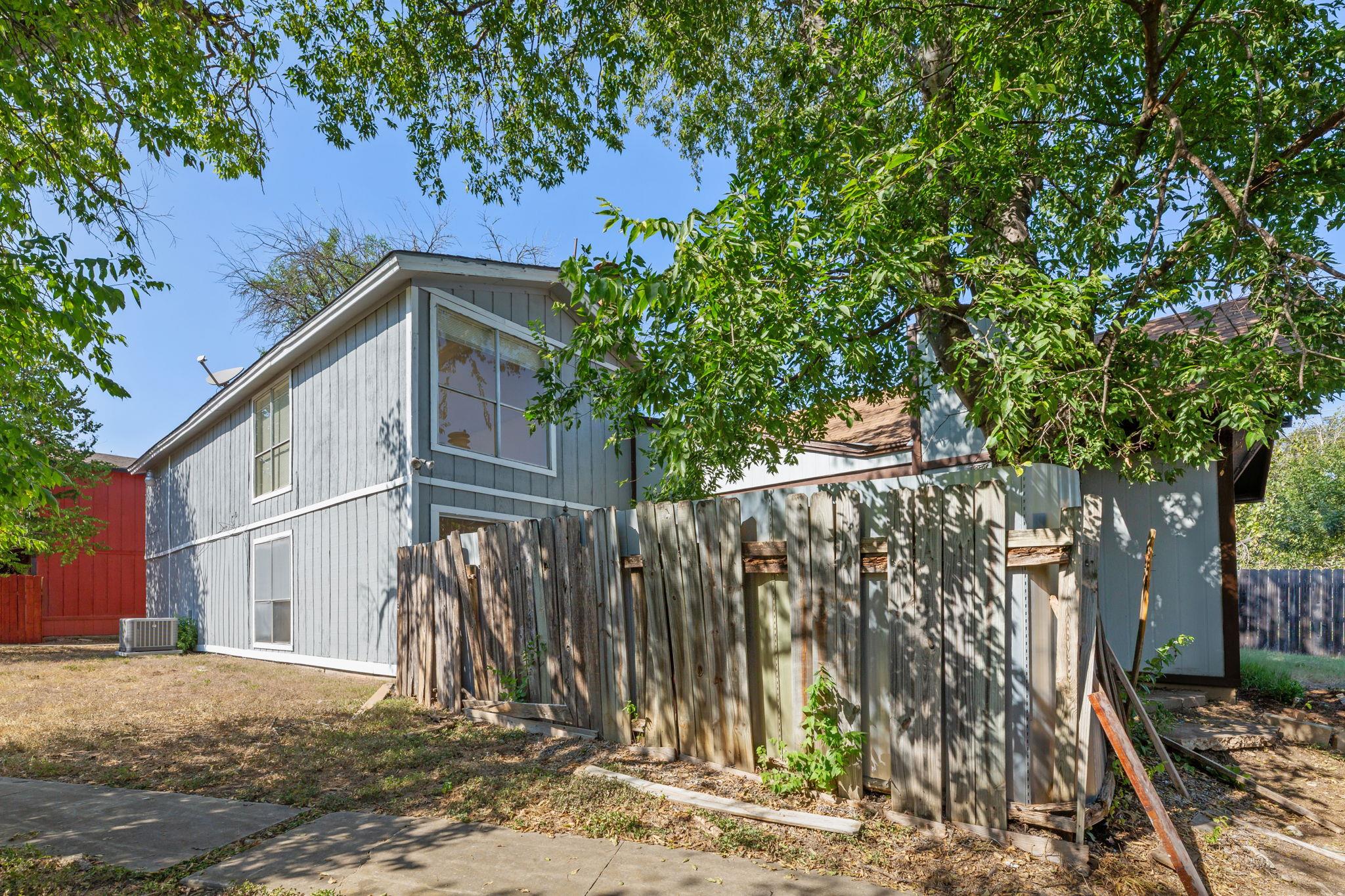 4813 Yucca Hill Dr, Austin, TX 78744