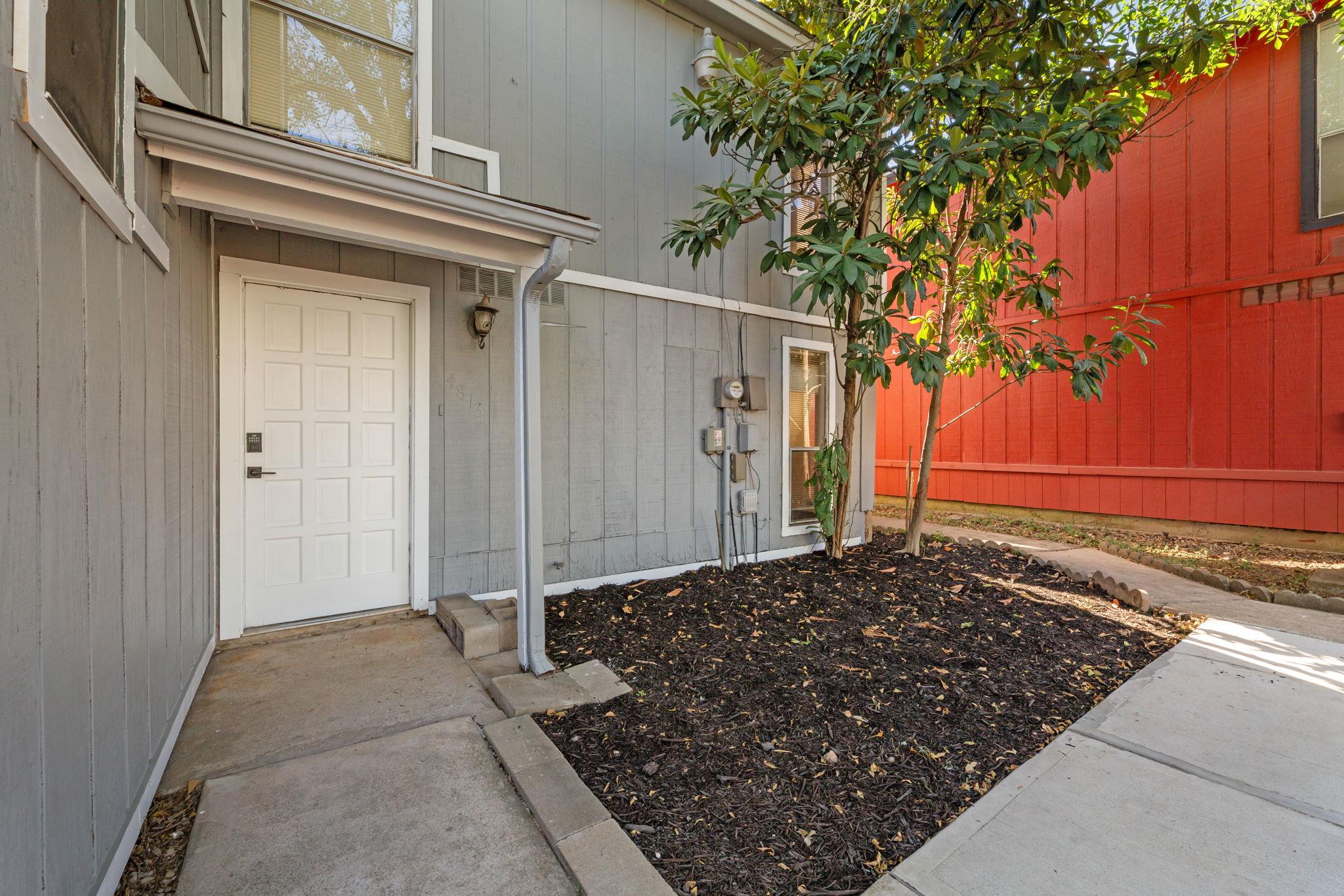 4813 Yucca Hill Dr, Austin, TX 78744