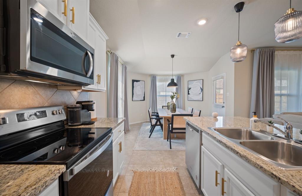 140 Rearden Blvd, Jarrell, TX 76537