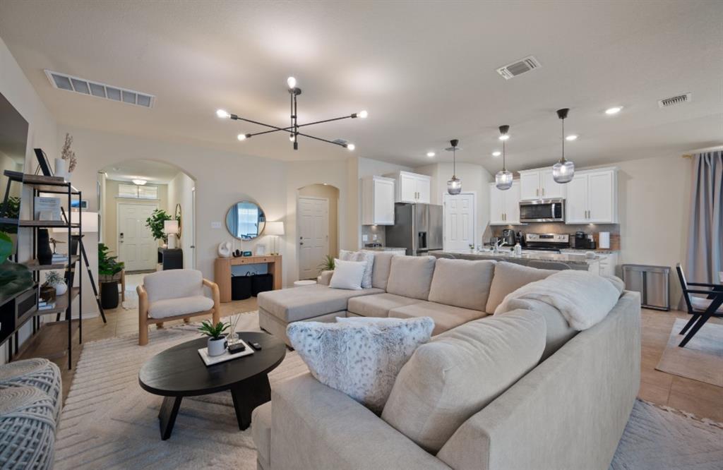 140 Rearden Blvd, Jarrell, TX 76537