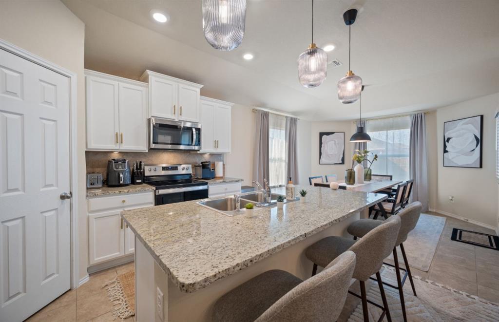 140 Rearden Blvd, Jarrell, TX 76537