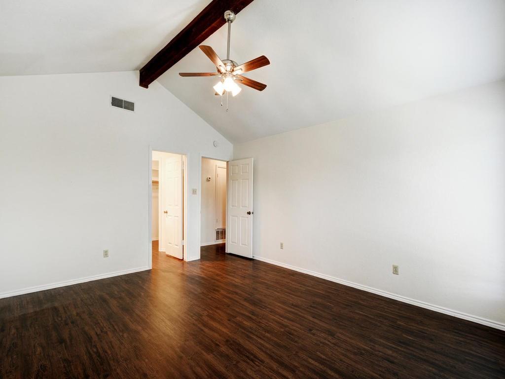 6521 Hart Ln, Austin, TX 78731