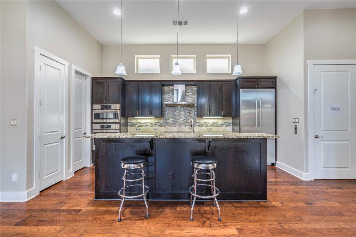 13518 Galleria Cir, Austin, TX 78738