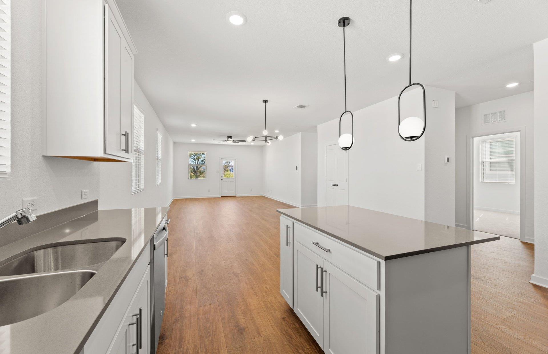 104 Hatari Trl, Jarrell, TX 76537