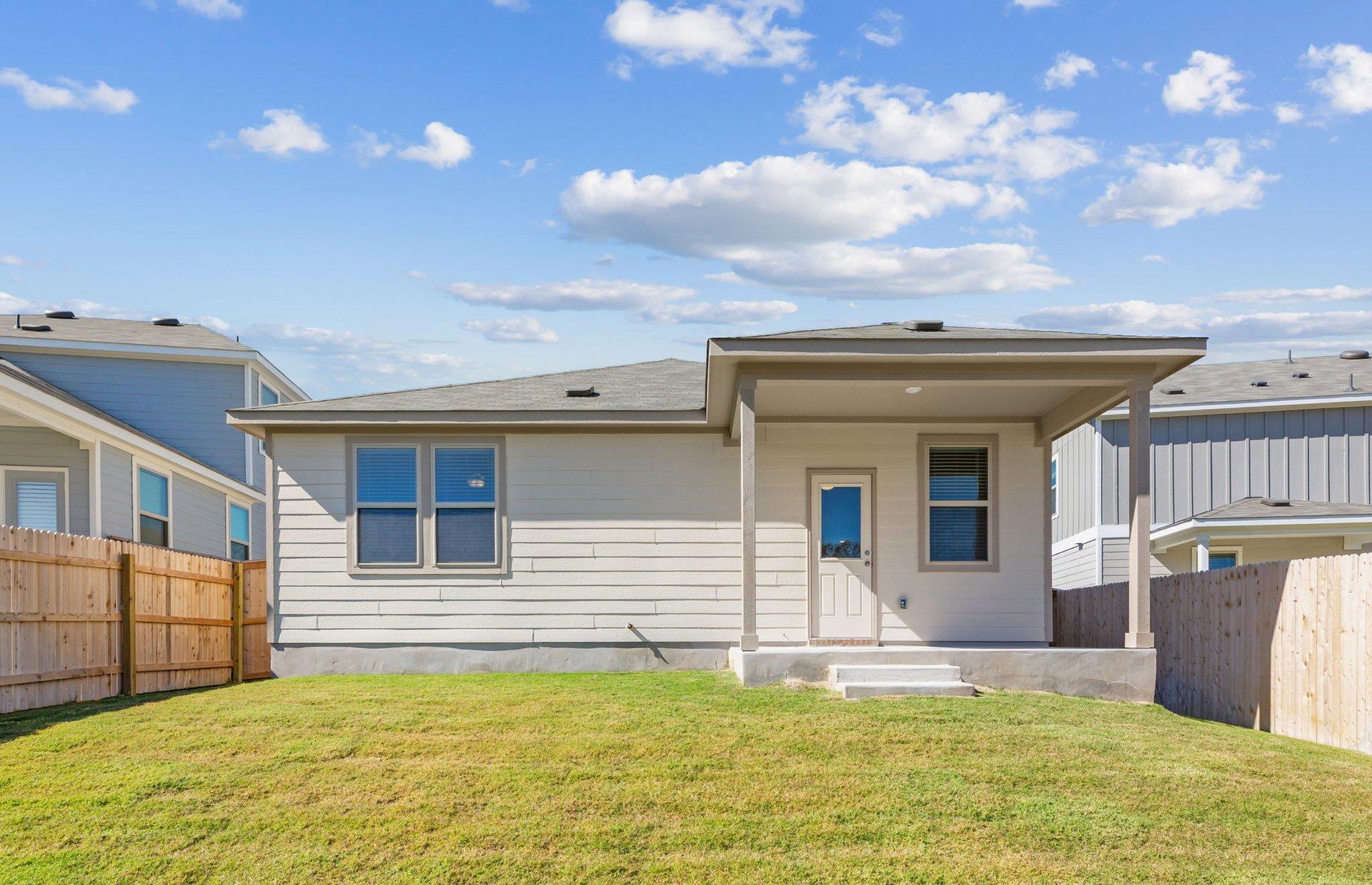 104 Hatari Trl, Jarrell, TX 76537