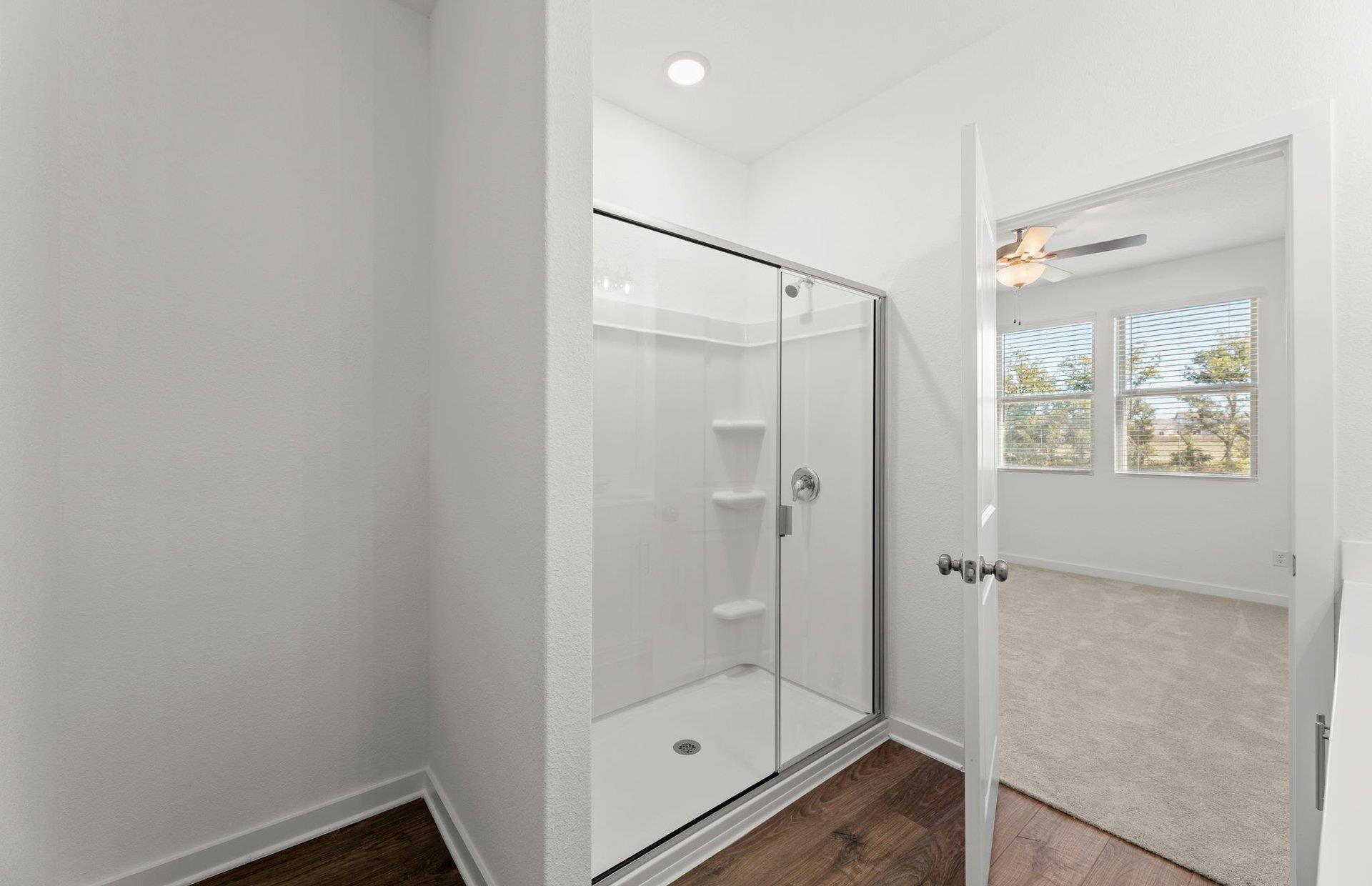 104 Hatari Trl, Jarrell, TX 76537