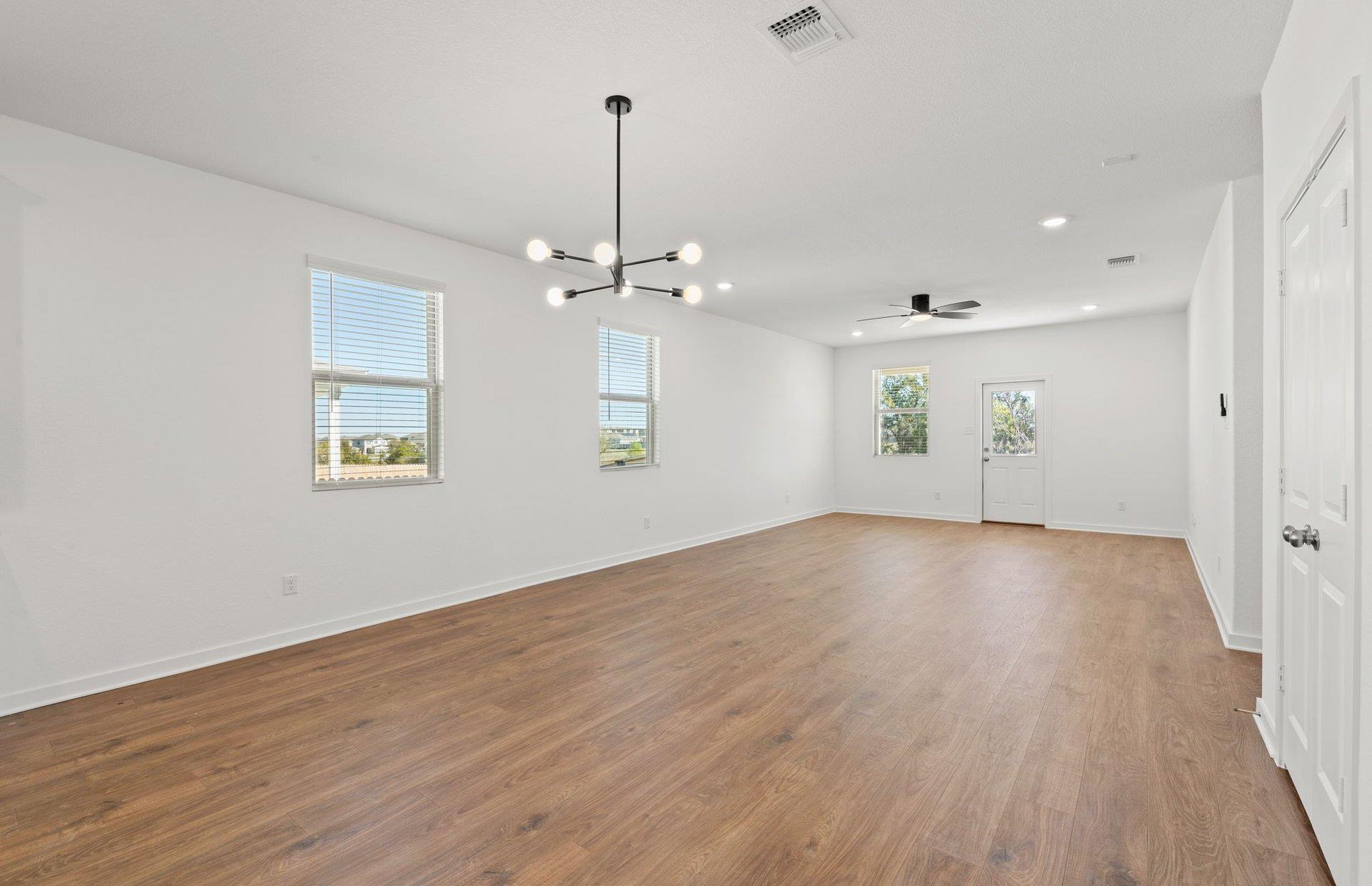 104 Hatari Trl, Jarrell, TX 76537