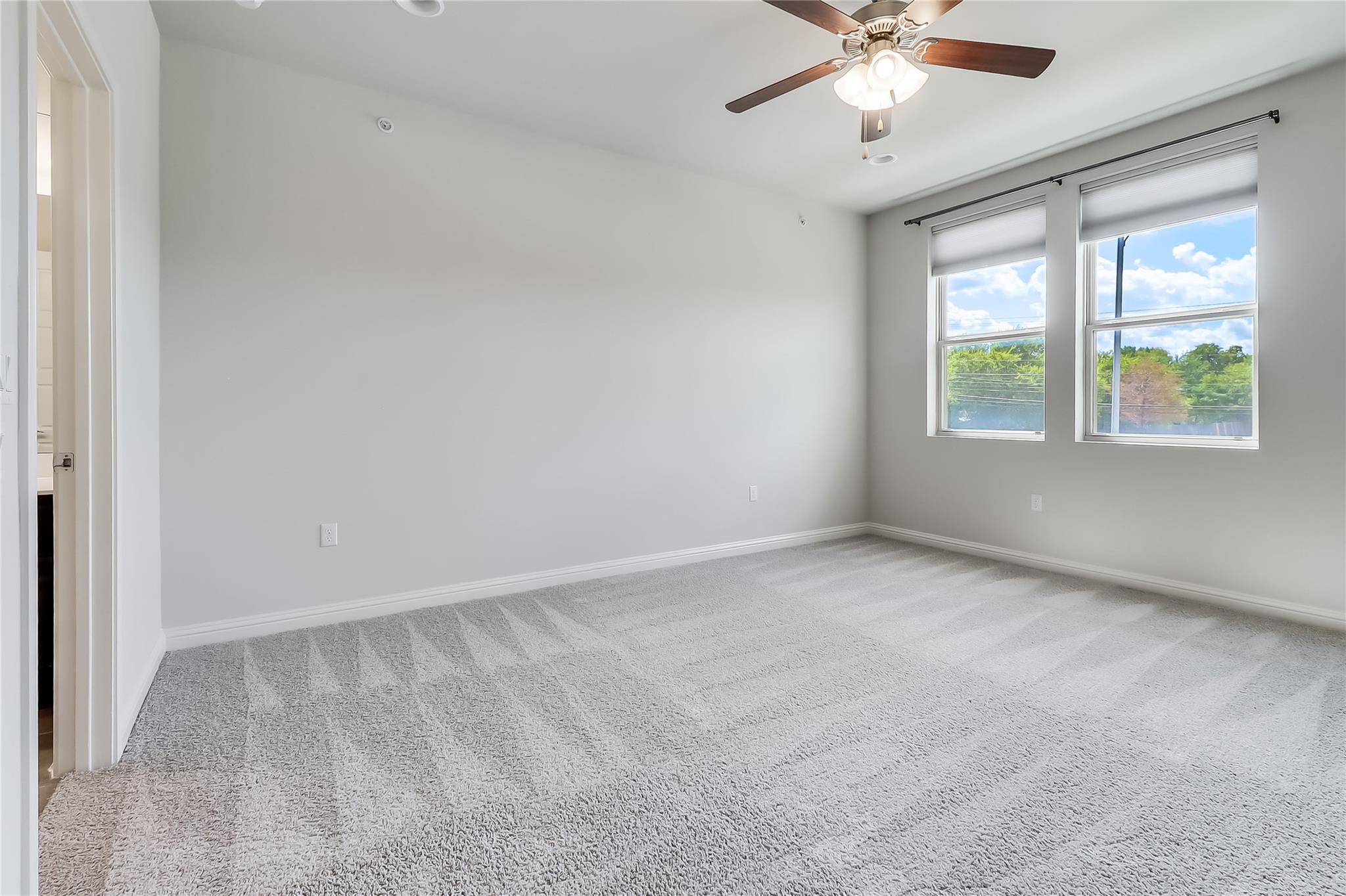 6814 E Riverside Dr # 32, Austin, TX 78741