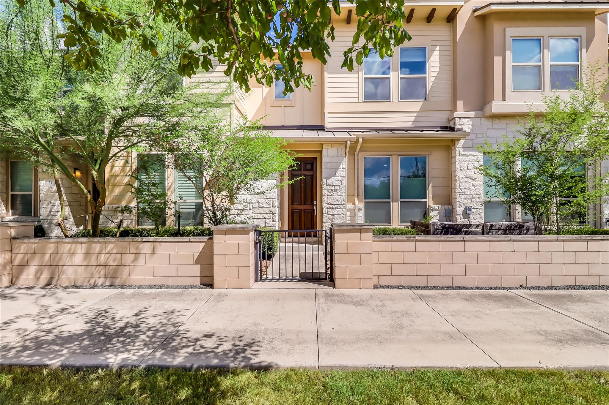 6814 E Riverside Dr # 32, Austin, TX 78741