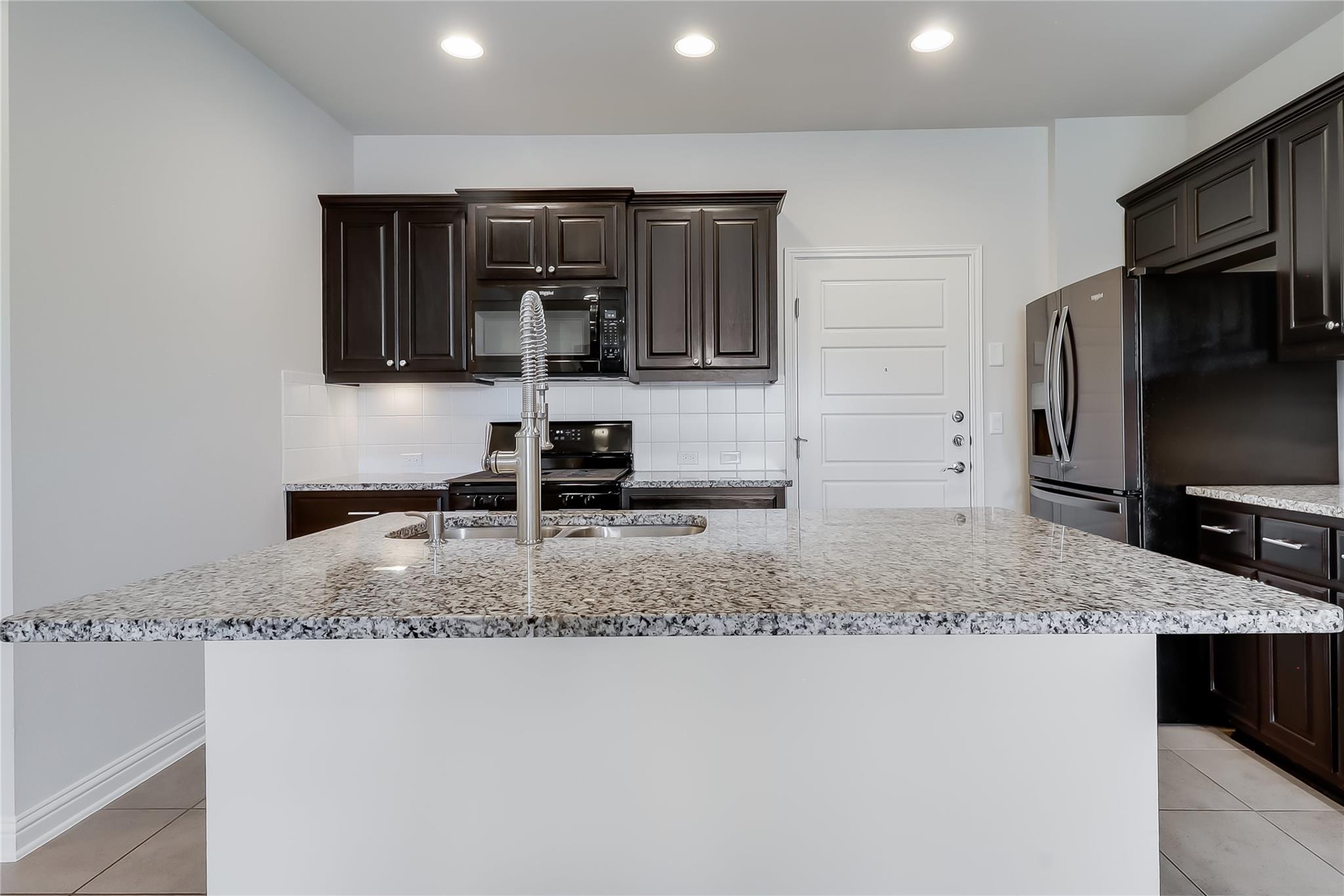 6814 E Riverside Dr # 32, Austin, TX 78741