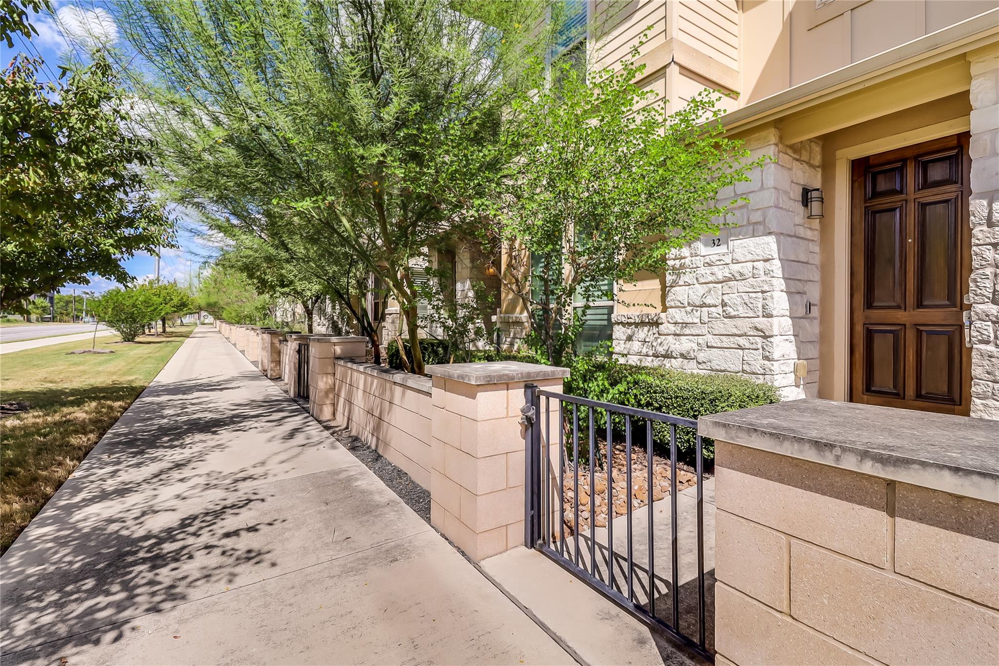 6814 E Riverside Dr # 32, Austin, TX 78741