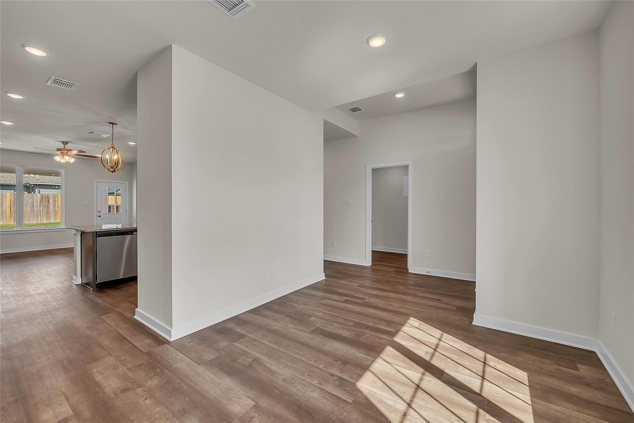 151 Timbo Dr, Jarrell, TX 76537