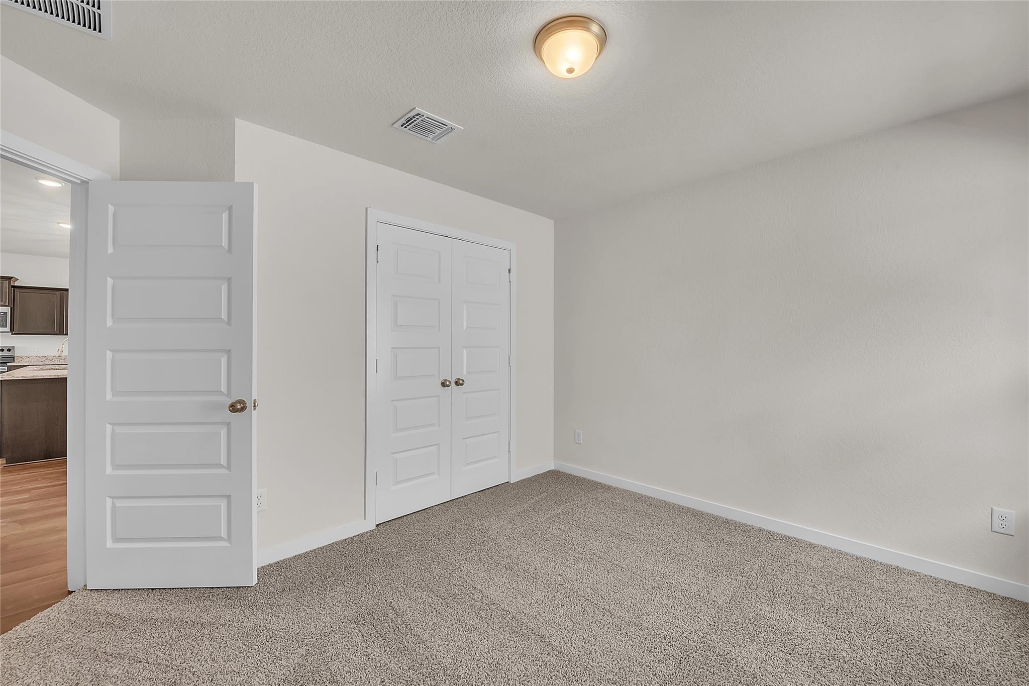 151 Timbo Dr, Jarrell, TX 76537