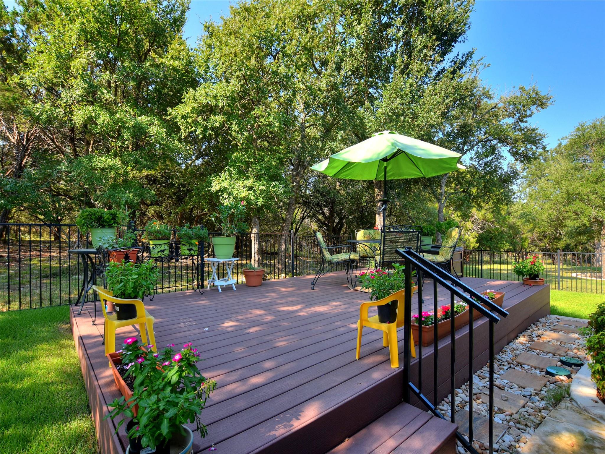 303 Kickapoo Creek Ln, Georgetown, TX 78633