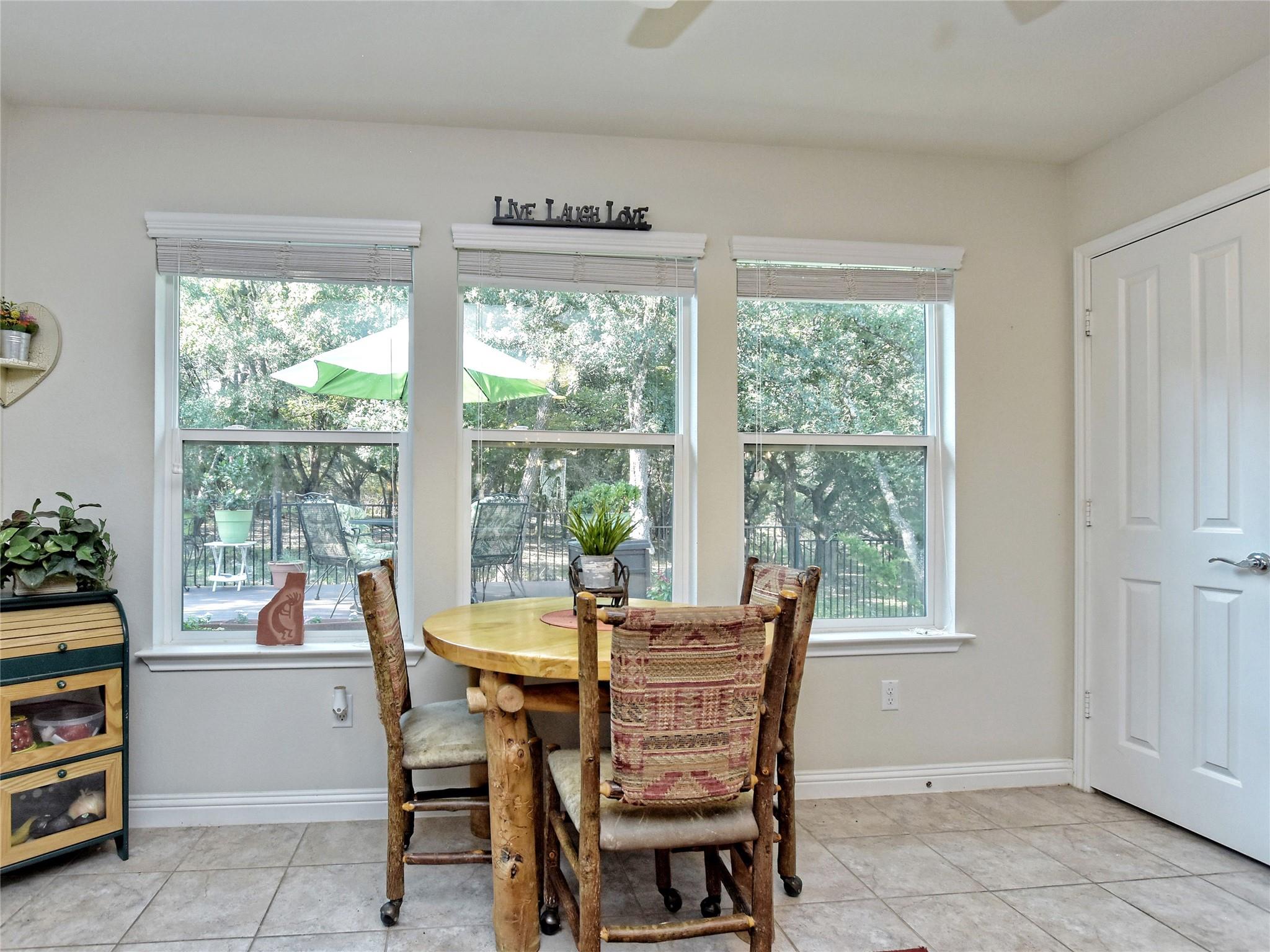 303 Kickapoo Creek Ln, Georgetown, TX 78633