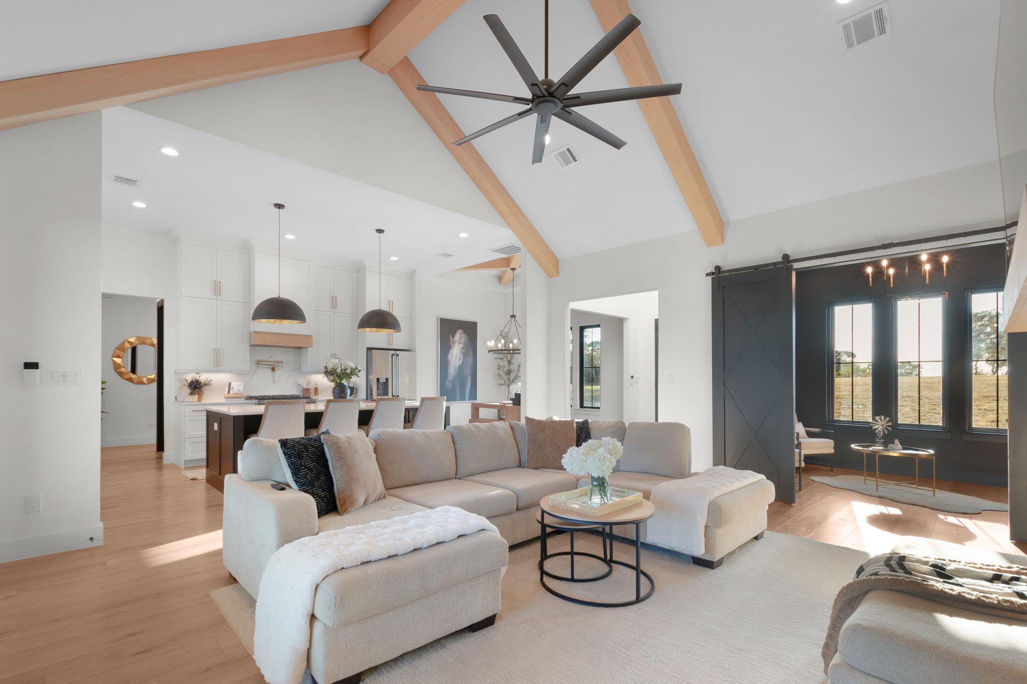 871 Blackbuck Ridge Dr, Lampasas, TX 76550