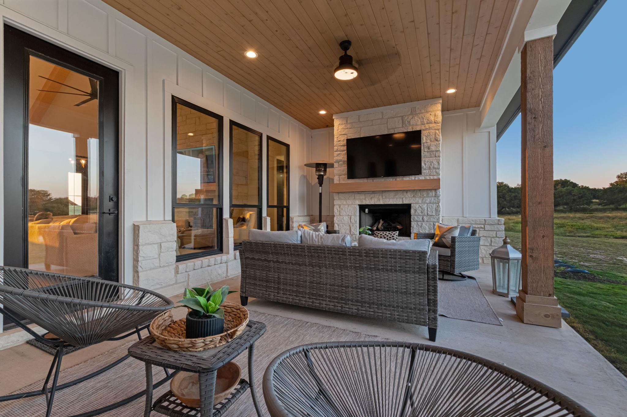 871 Blackbuck Ridge Dr, Lampasas, TX 76550