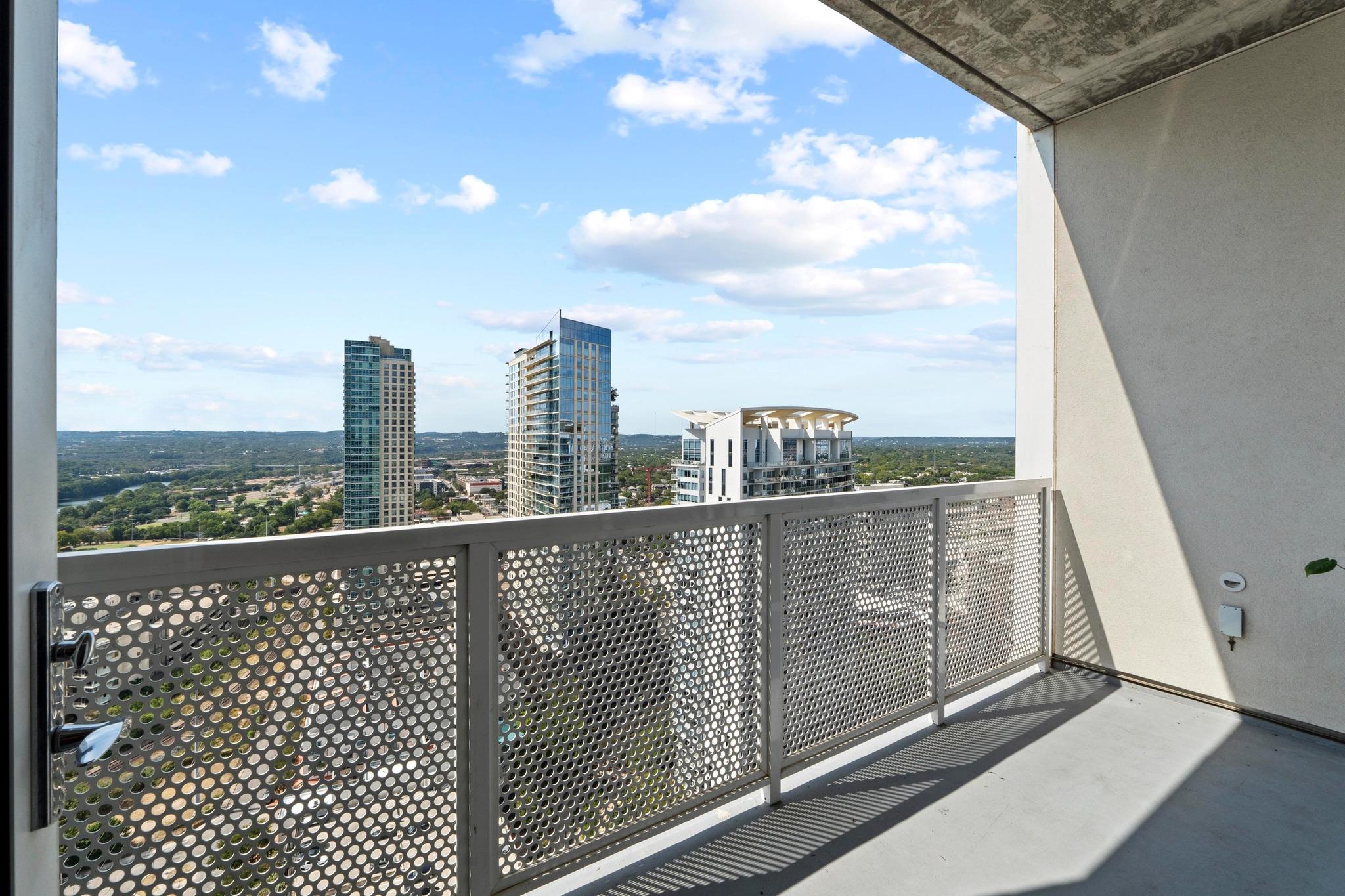 301 West Ave # 2708, Austin, TX 78701