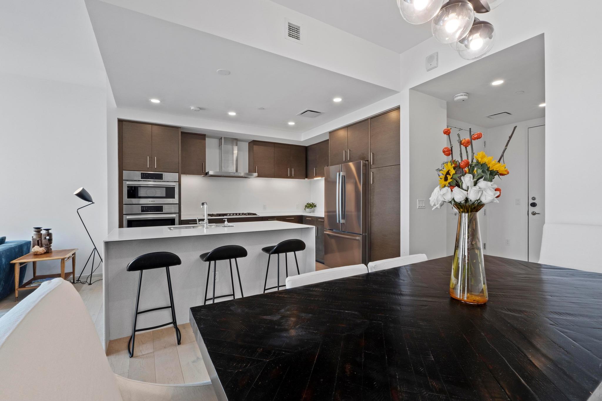 301 West Ave # 2708, Austin, TX 78701