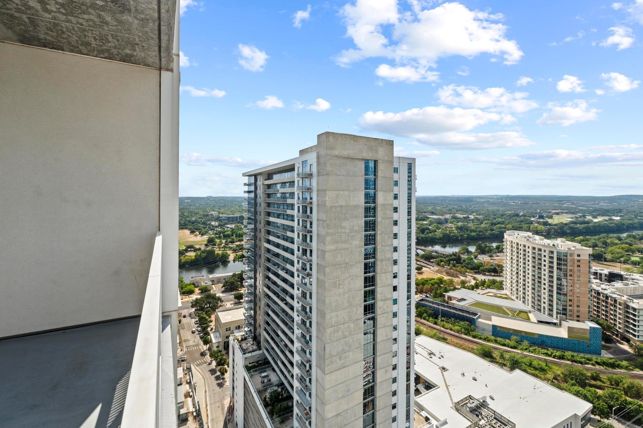 301 West Ave # 2708, Austin, TX 78701