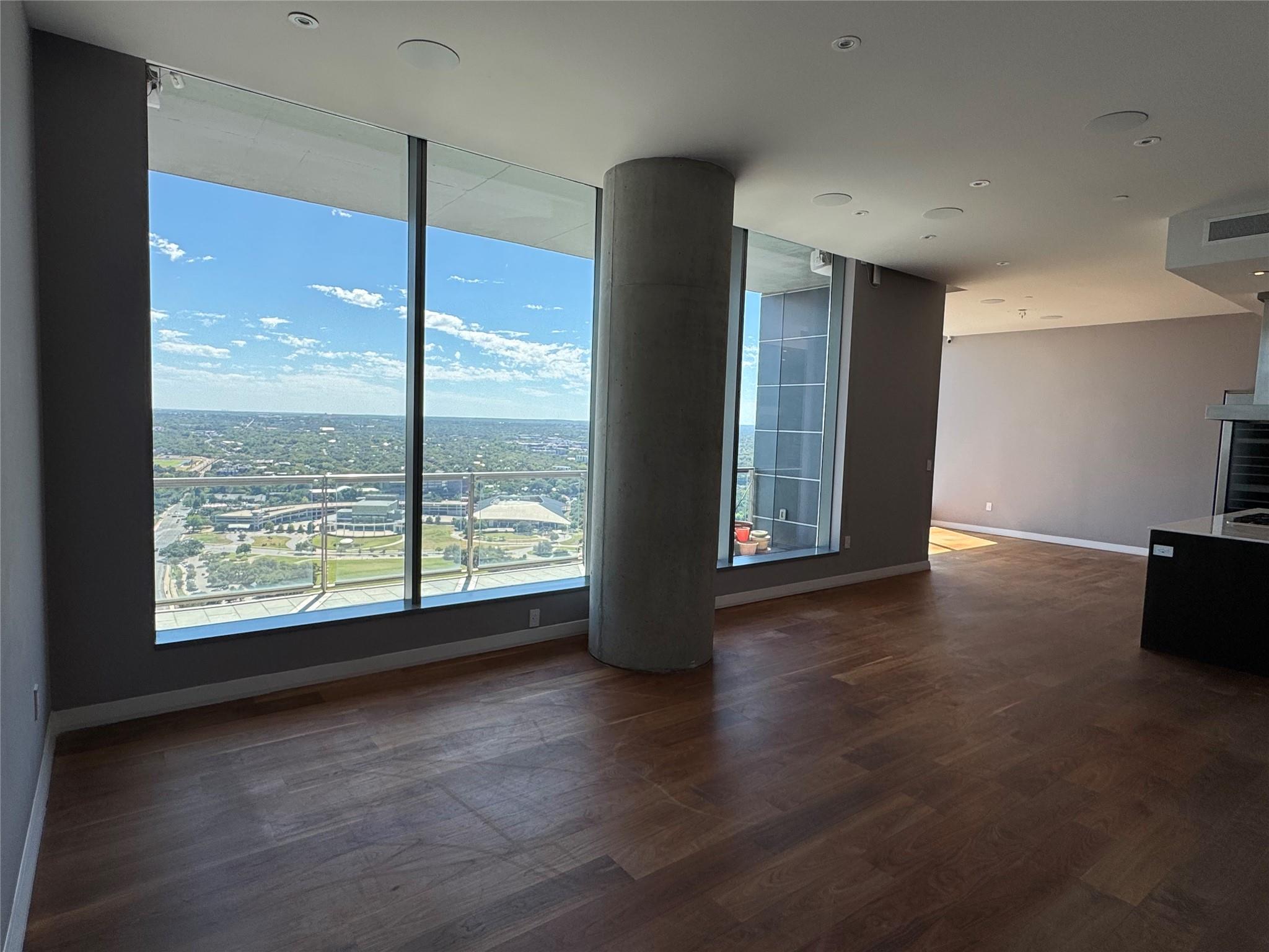 210 Lavaca St # 3101, Austin, TX 78701