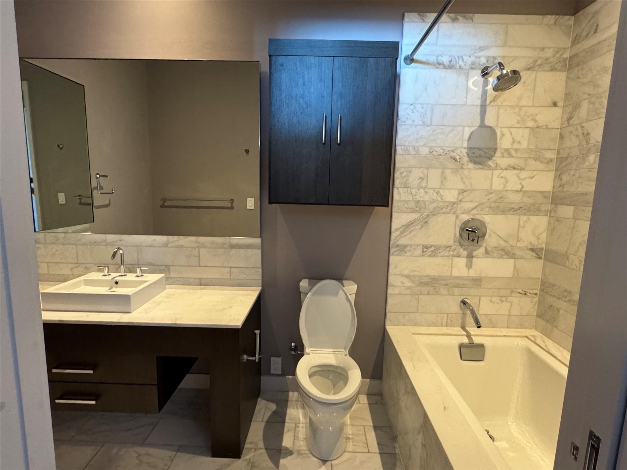 210 Lavaca St # 3101, Austin, TX 78701