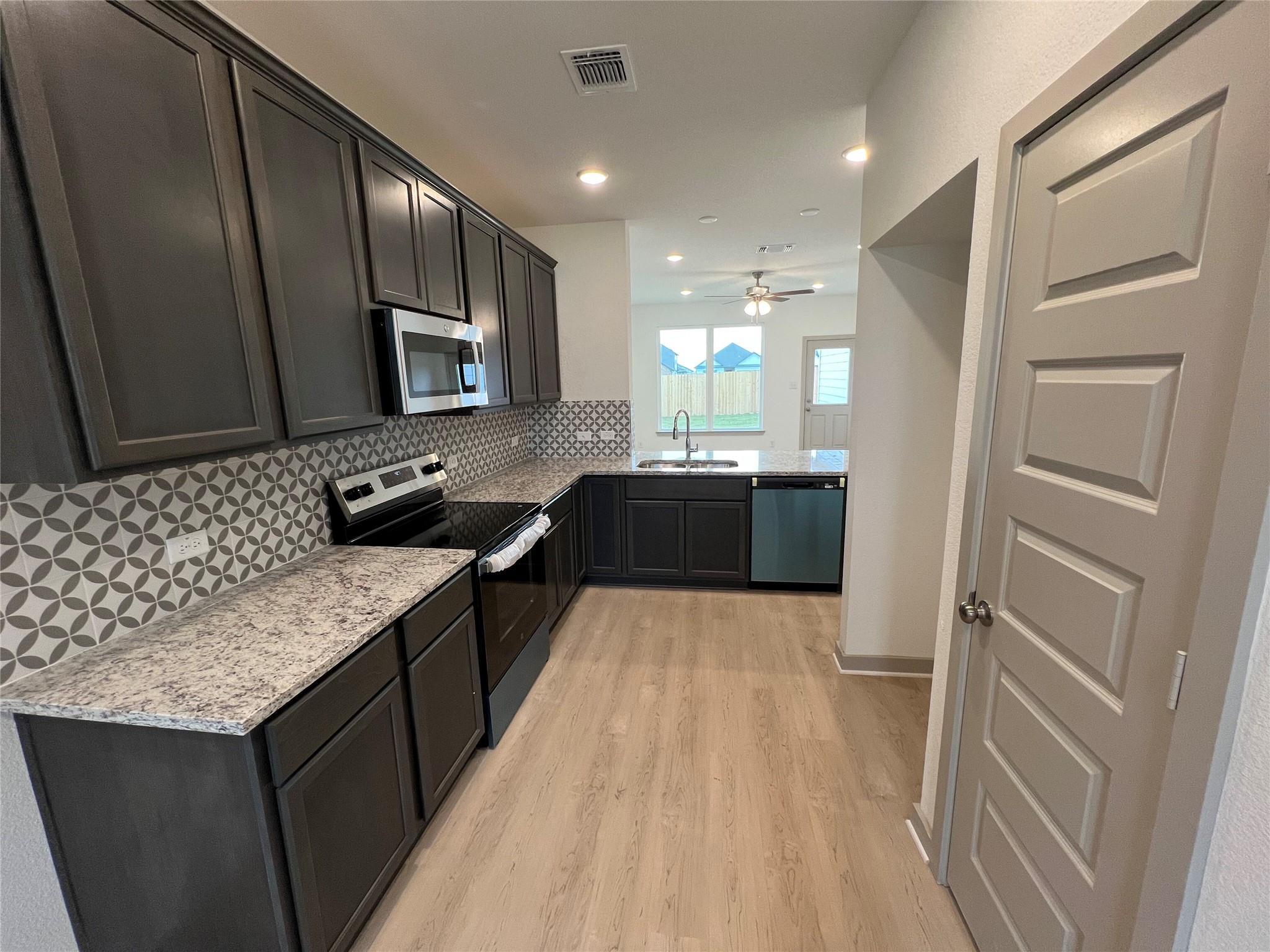 270 Boatright Blvd, Jarrell, TX 76537