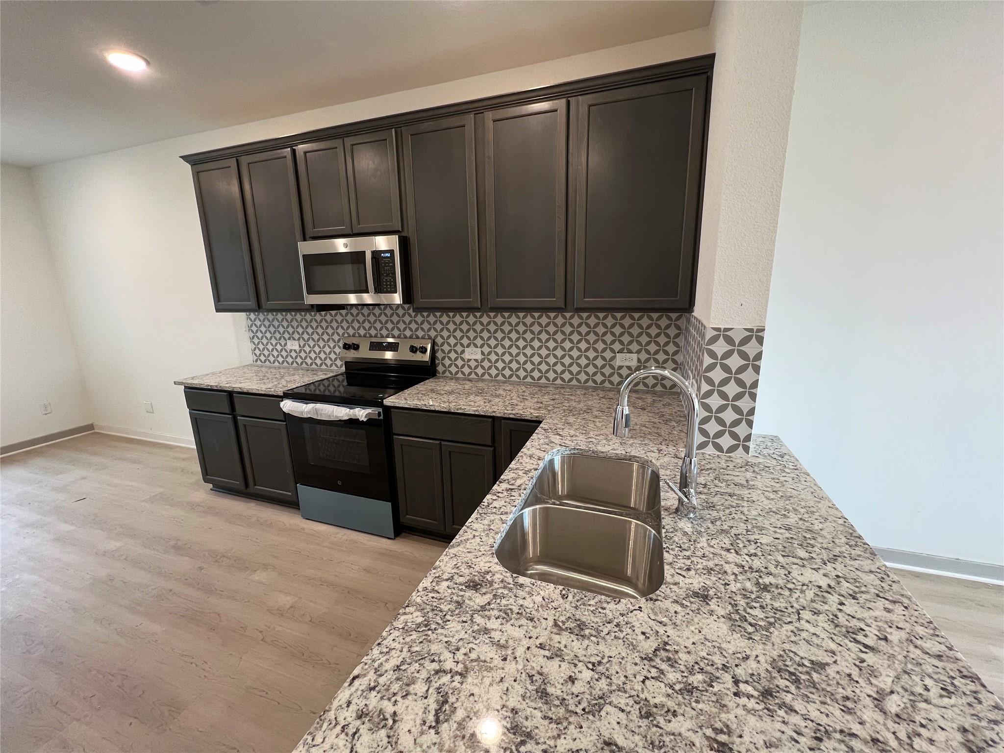 270 Boatright Blvd, Jarrell, TX 76537